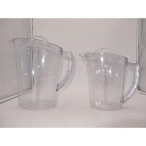 Pampered Chef 2278 Clear Plastic 2 and 4 Quart Quick Stir Pitchers Set of 2